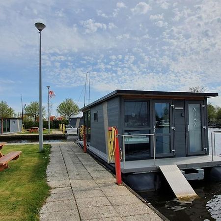 Havenlodge Heeg Bagian luar foto