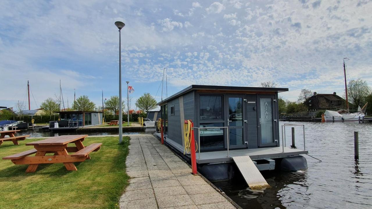 Havenlodge Heeg Bagian luar foto